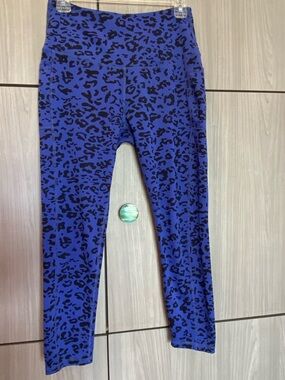 LegEnd Leggings Activewear Pants Womens Large Blue Leopard Print Leggings